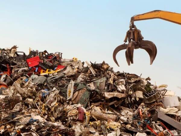 Scopri di più sull'articolo Bonifica Rifiuti